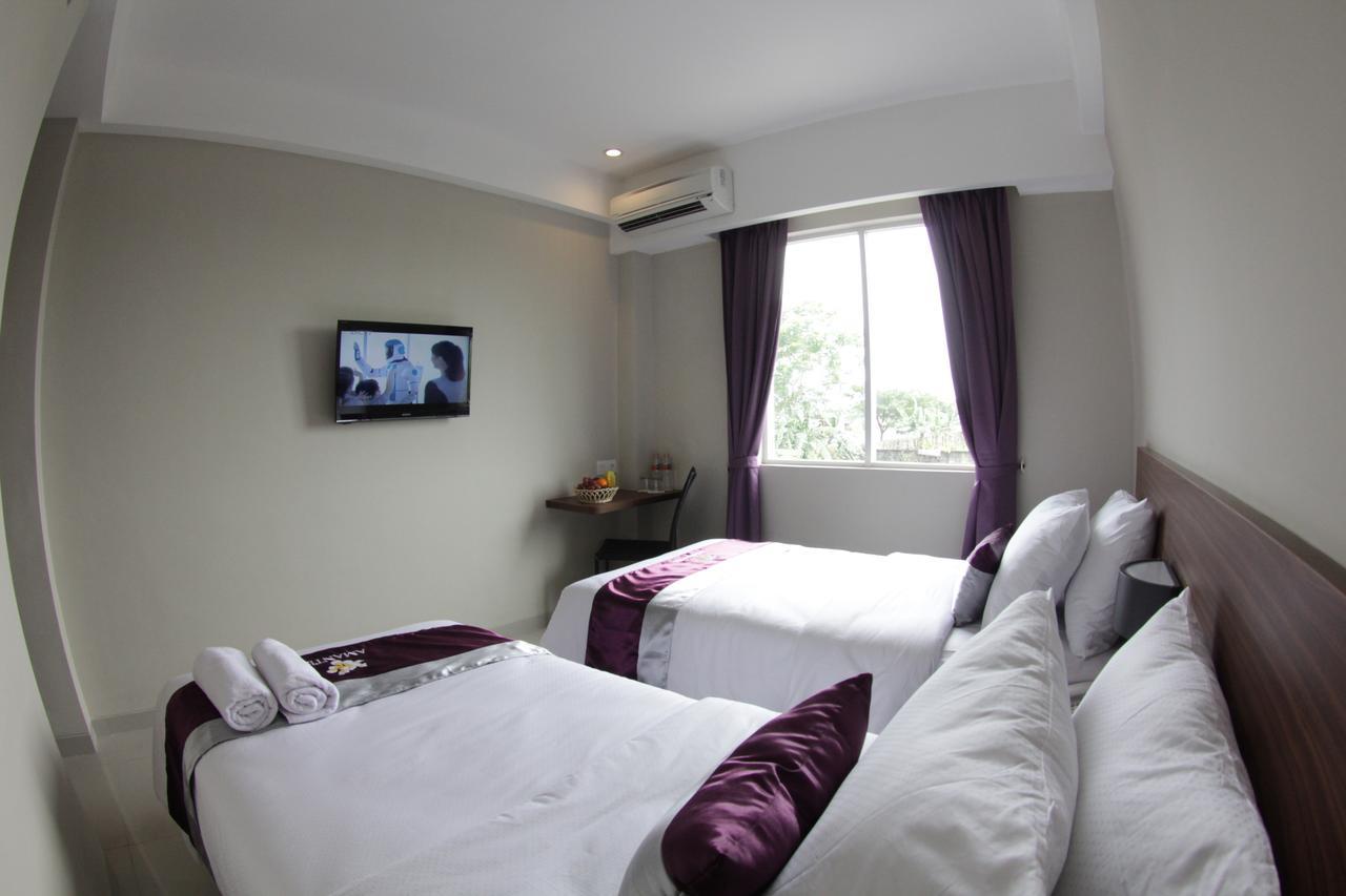 Amantis Hotel Demak Экстерьер фото